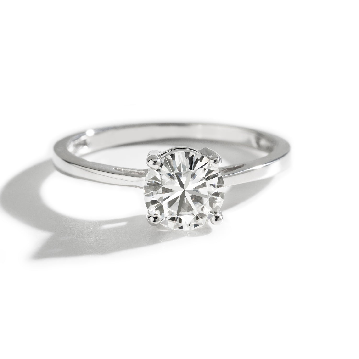 1.00 CTW DEW Round Forever Classic™ Moissanite Ring